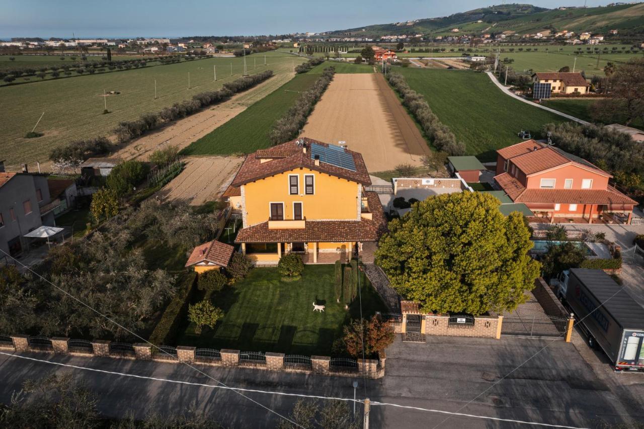 B&B La Canfora Atri Buitenkant foto